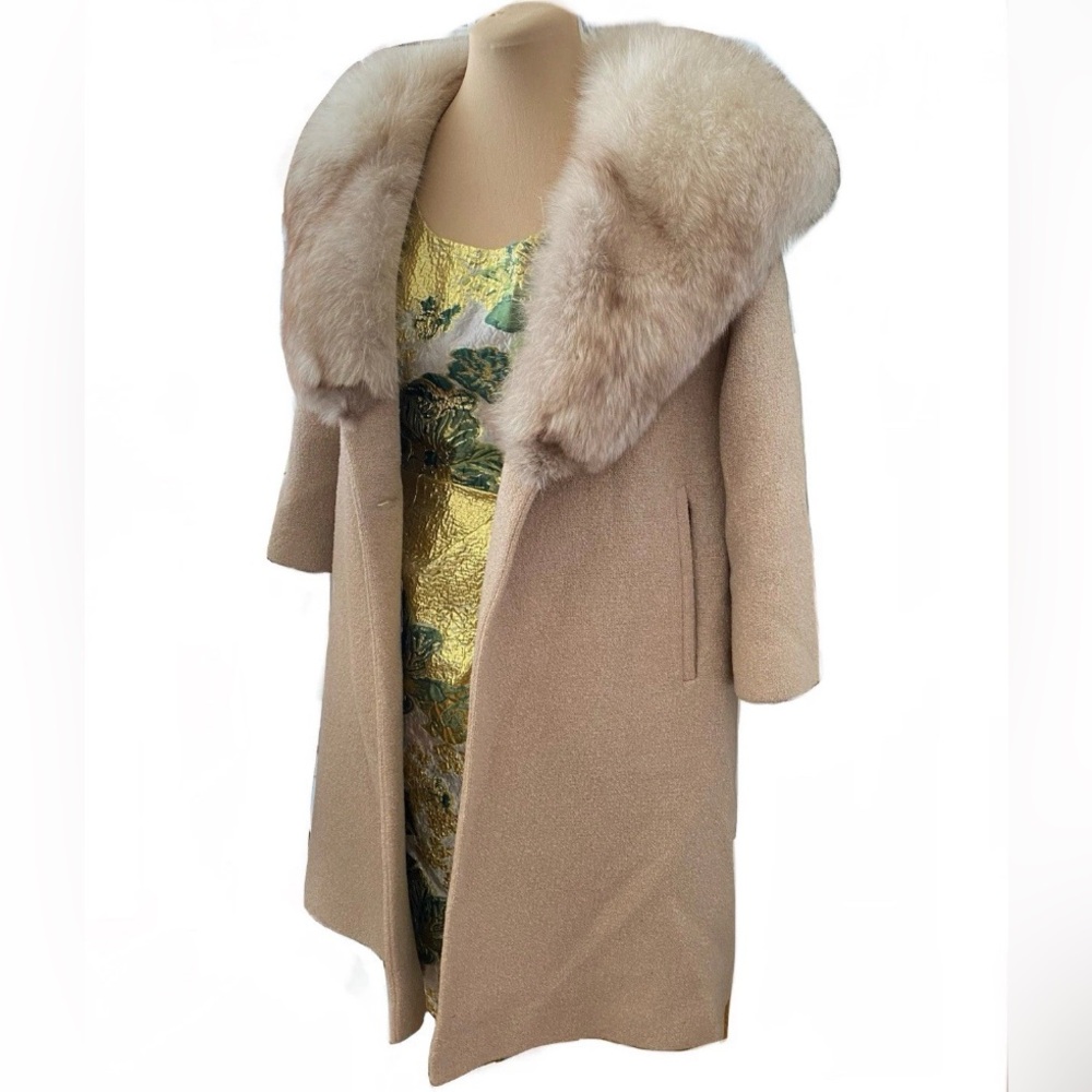 Vintage Coat with Large Fur Collar